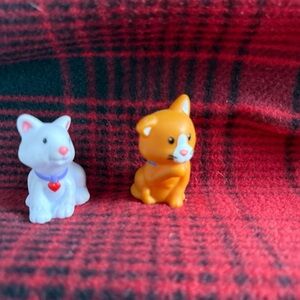 Little people Orange and White Cat Figurine Set